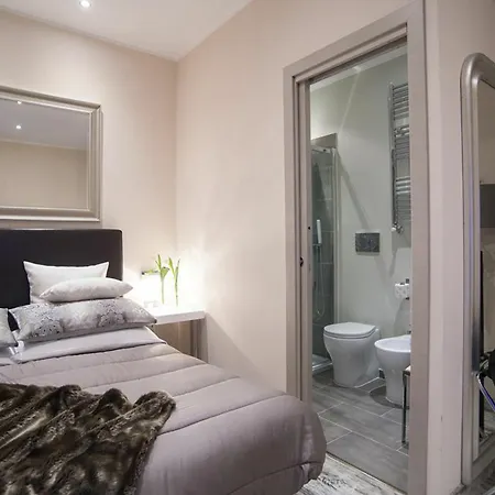Guest house Colonna 18 2*