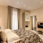 Colonna 18 By Ghor Apartment