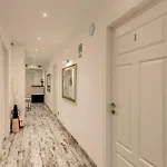 Colonna 18 By Ghor Apartment *