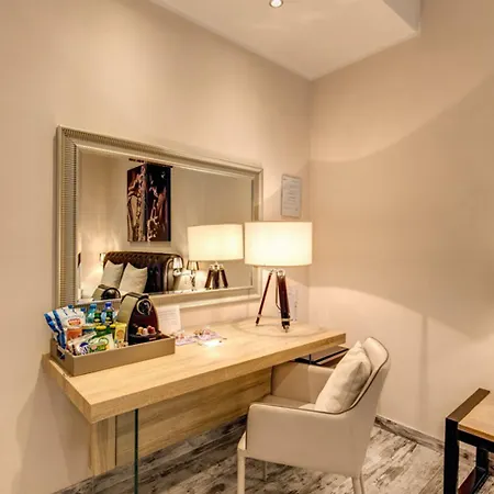Colonna 18 By Ghor Apartman *