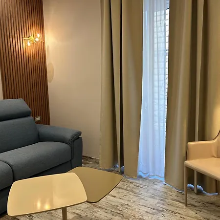 Apartment Colonna 18 By Ghor Rom